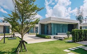 Sunnyvale Ranong 1
